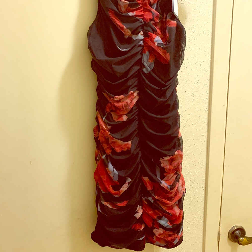 A new size 4 guess Dresd